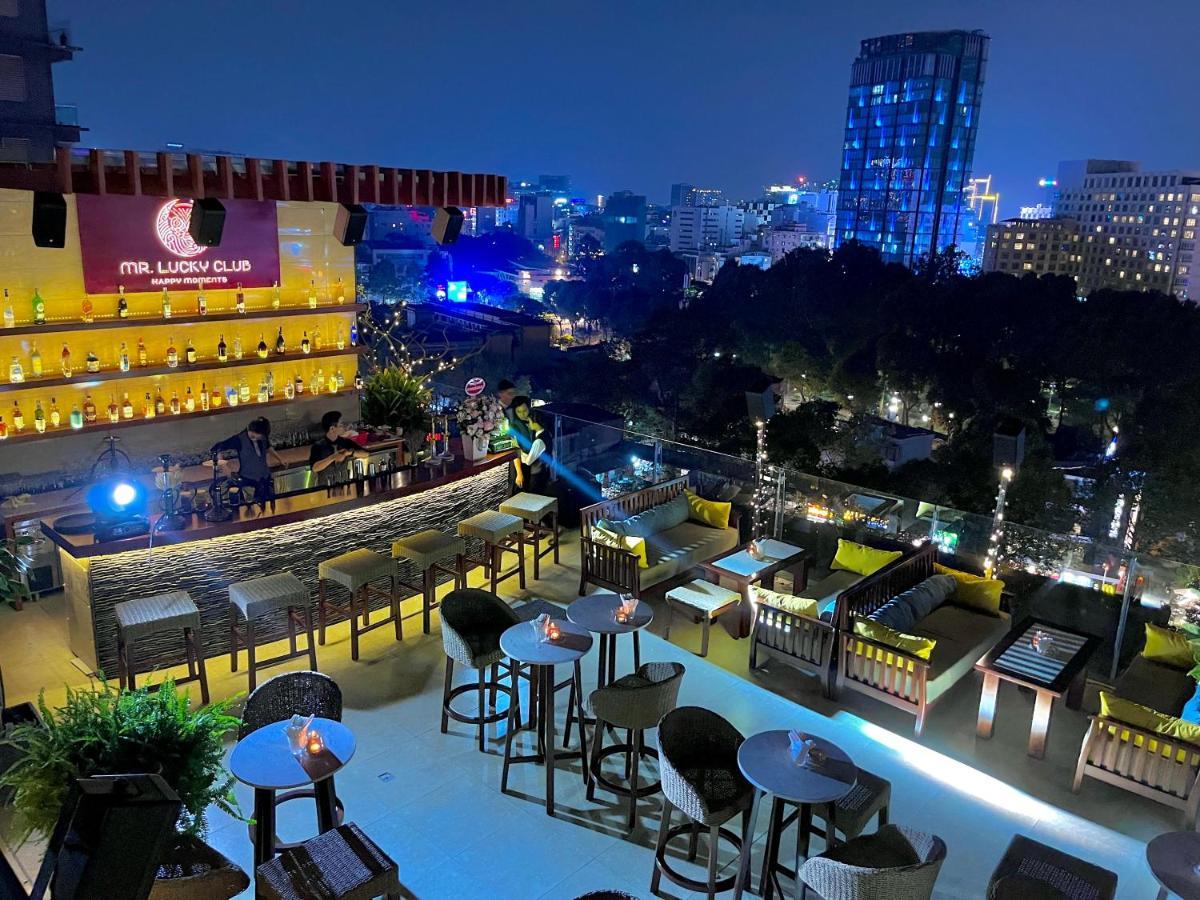 Happy Life Grand Hotel & Rooftop Skybar Ho Si Minh-város Kültér fotó