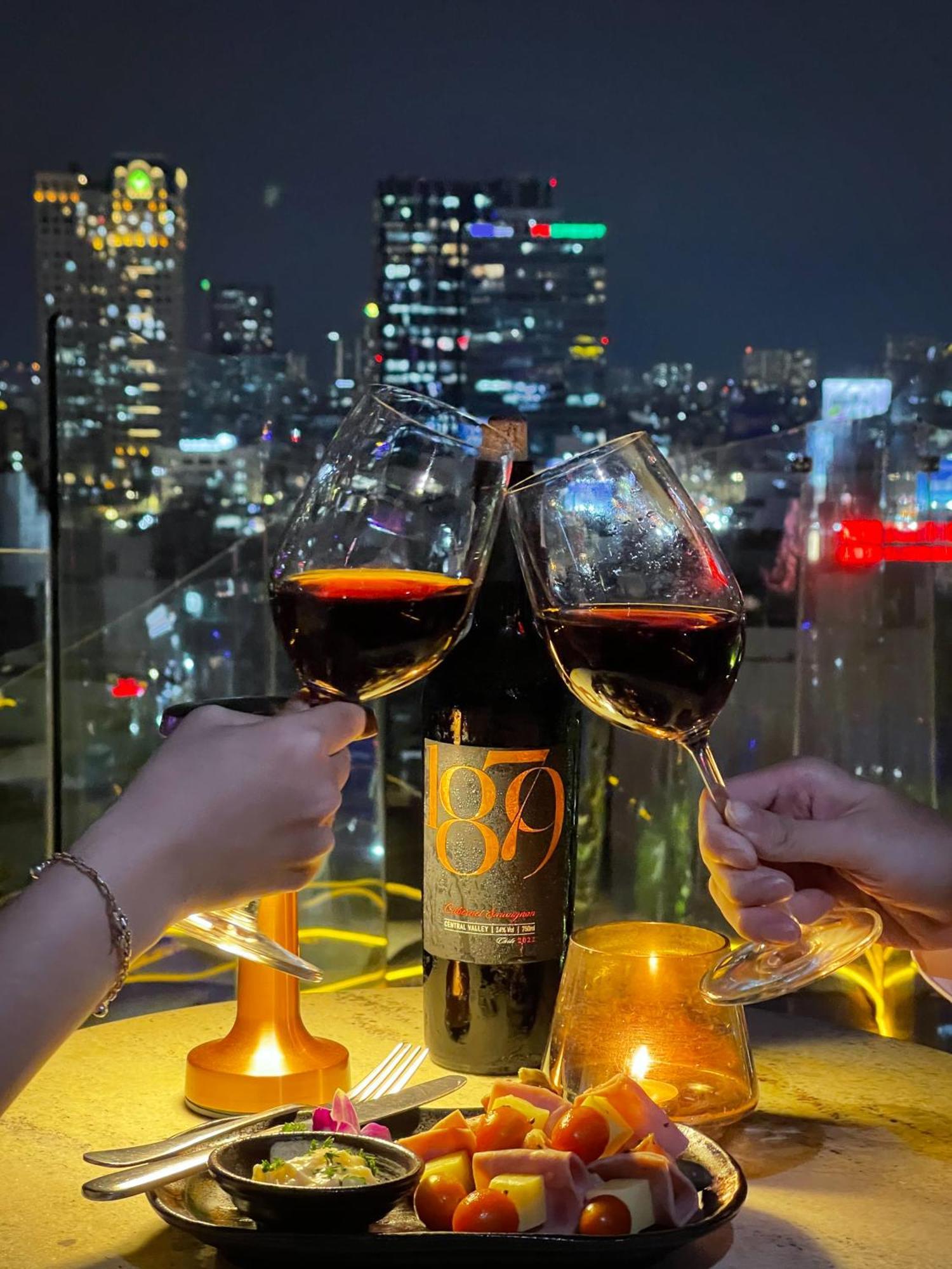 Happy Life Grand Hotel & Rooftop Skybar Ho Si Minh-város Kültér fotó